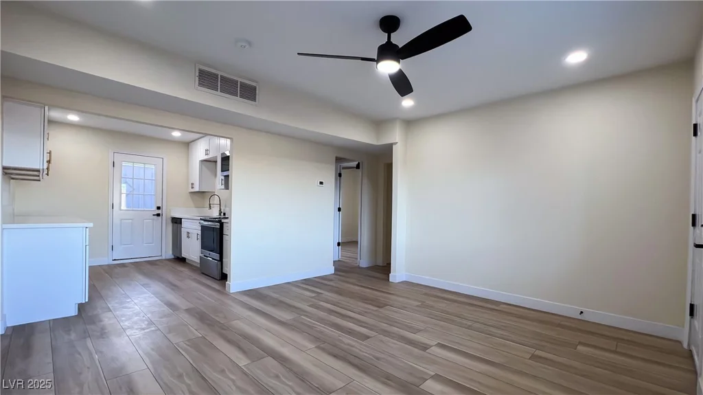 210 Nebraska, Henderson, NV 89015