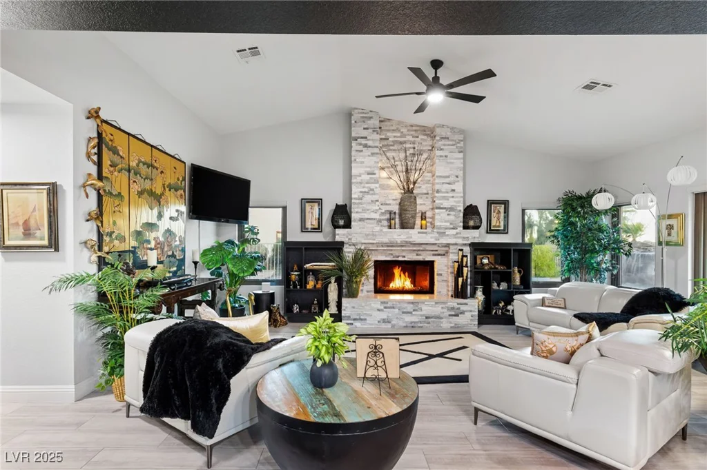 4920 Rancho Bernardo, Las Vegas, NV 89130