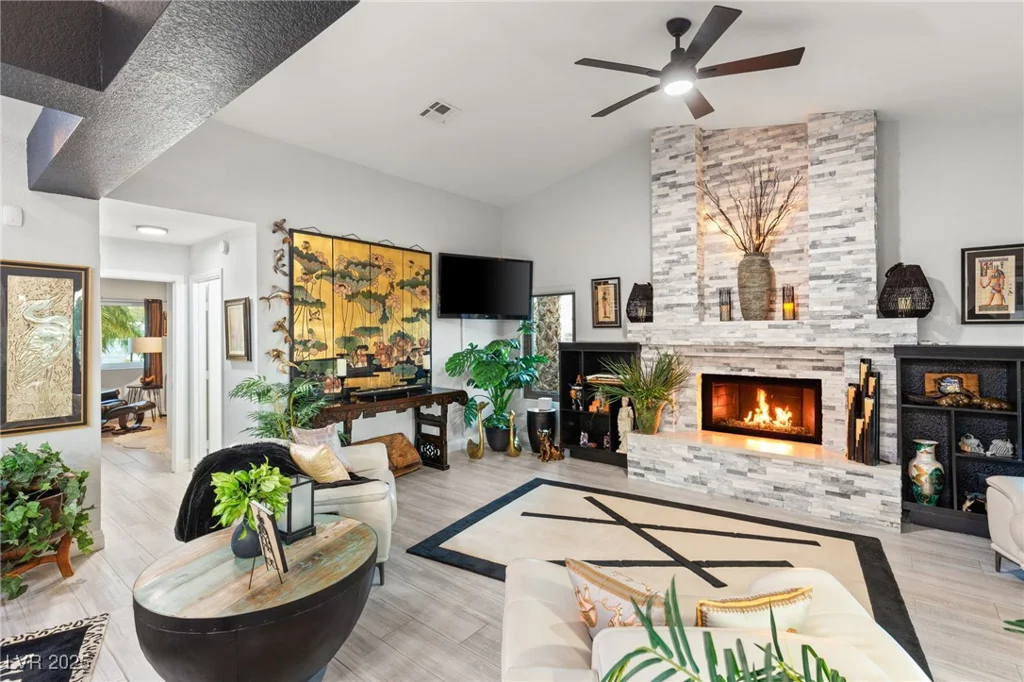 4920 Rancho Bernardo, Las Vegas, NV 89130