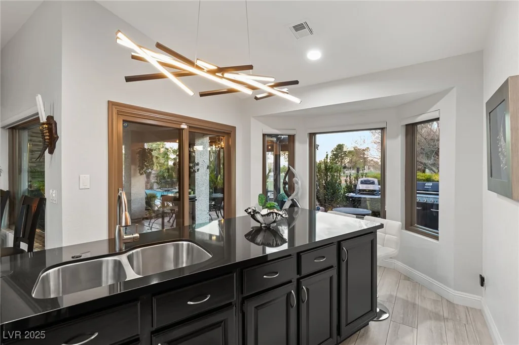 4920 Rancho Bernardo, Las Vegas, NV 89130