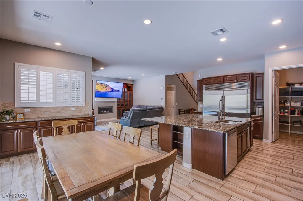 351 Elder View, Las Vegas, NV 89138