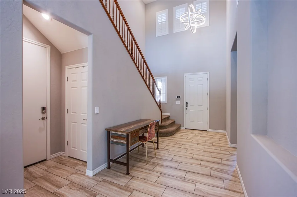 351 Elder View, Las Vegas, NV 89138