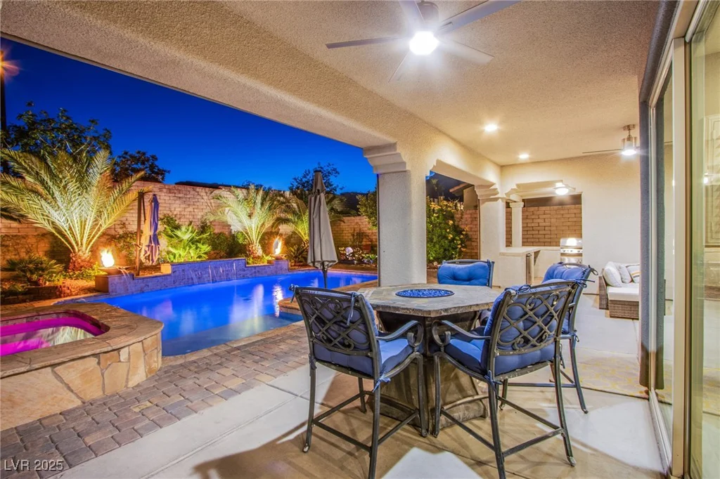 351 Elder View, Las Vegas, NV 89138