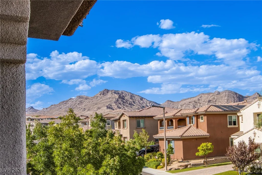 351 Elder View, Las Vegas, NV 89138