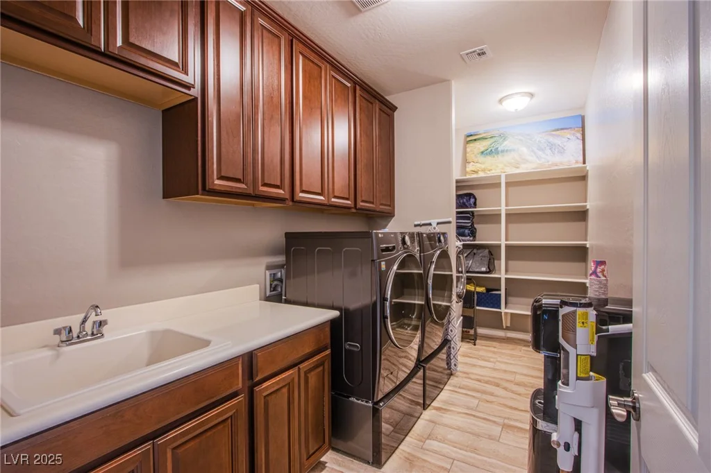 351 Elder View, Las Vegas, NV 89138