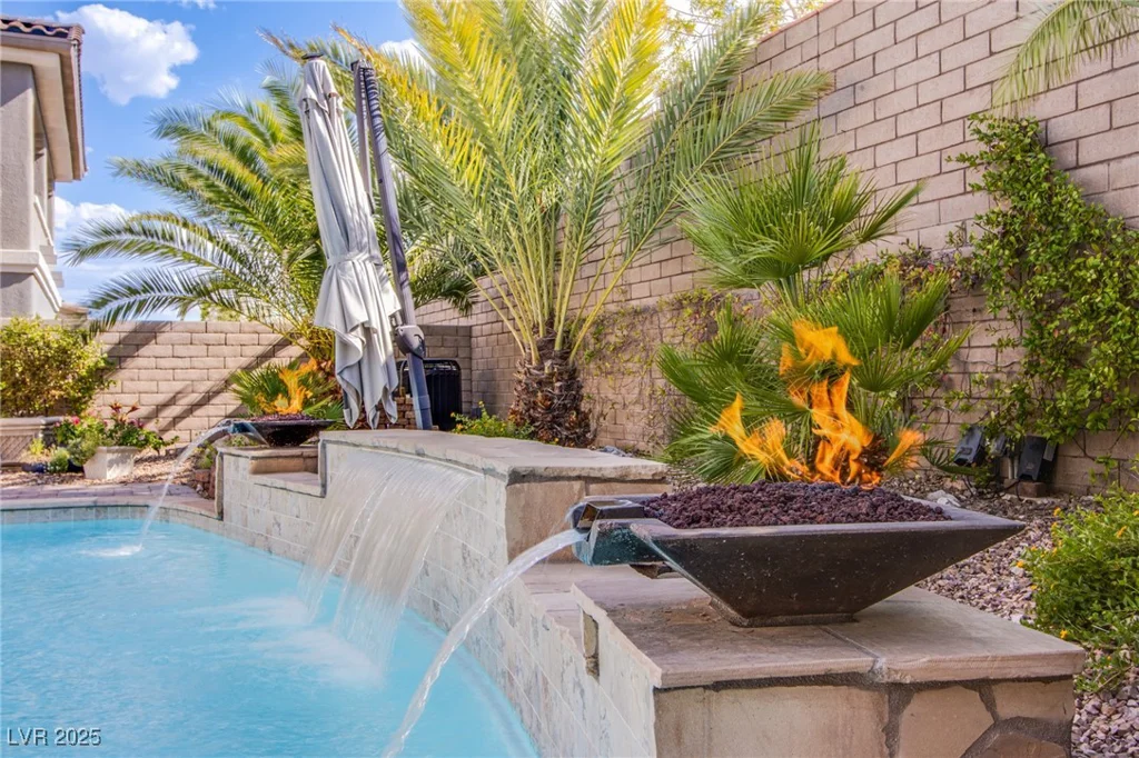 351 Elder View, Las Vegas, NV 89138