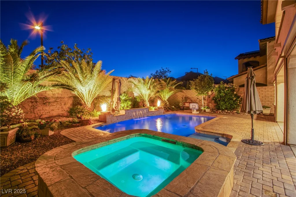 351 Elder View, Las Vegas, NV 89138
