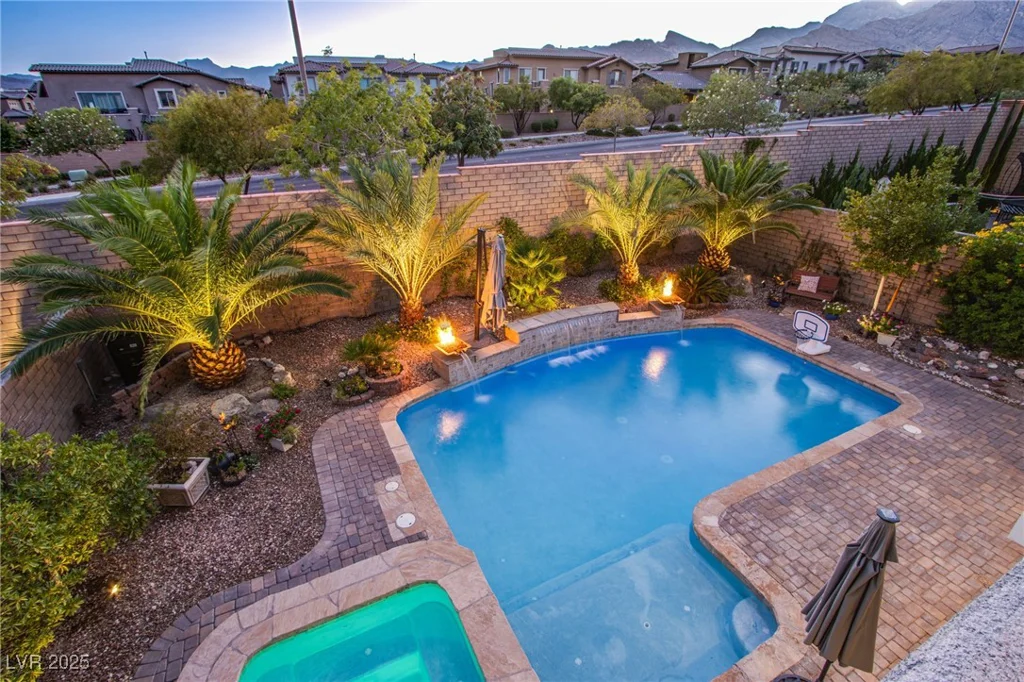 351 Elder View, Las Vegas, NV 89138