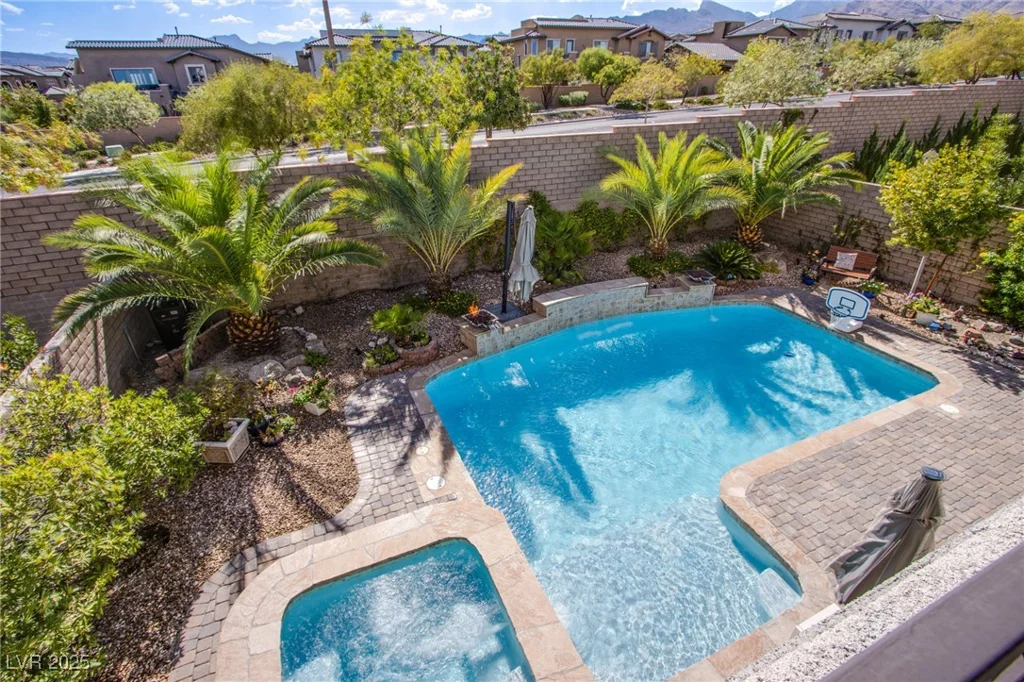 351 Elder View, Las Vegas, NV 89138