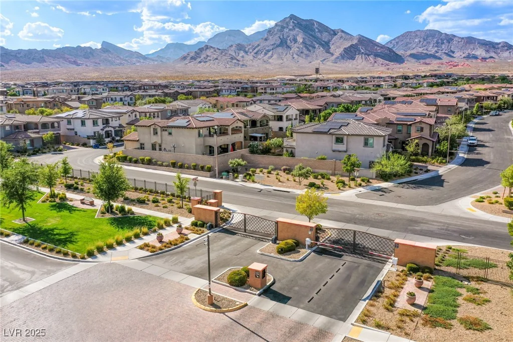 351 Elder View, Las Vegas, NV 89138