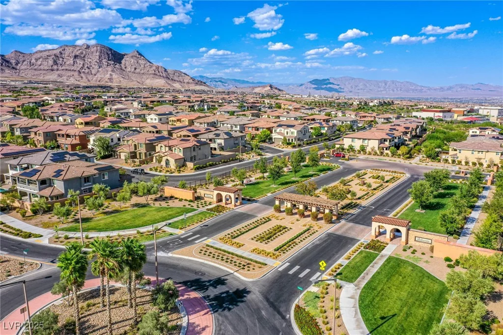 351 Elder View, Las Vegas, NV 89138