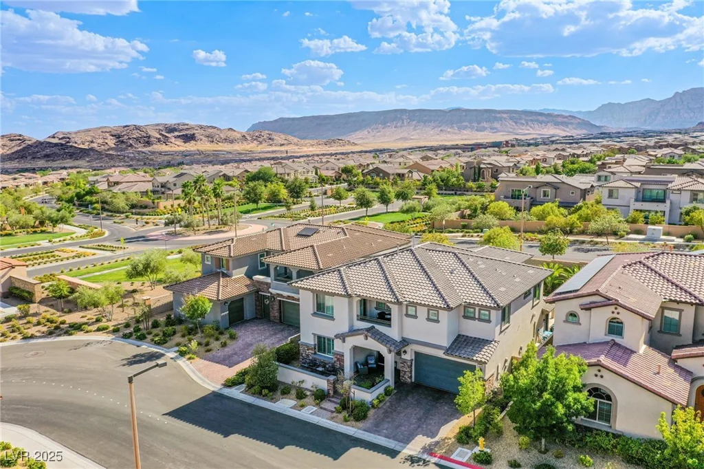 351 Elder View, Las Vegas, NV 89138