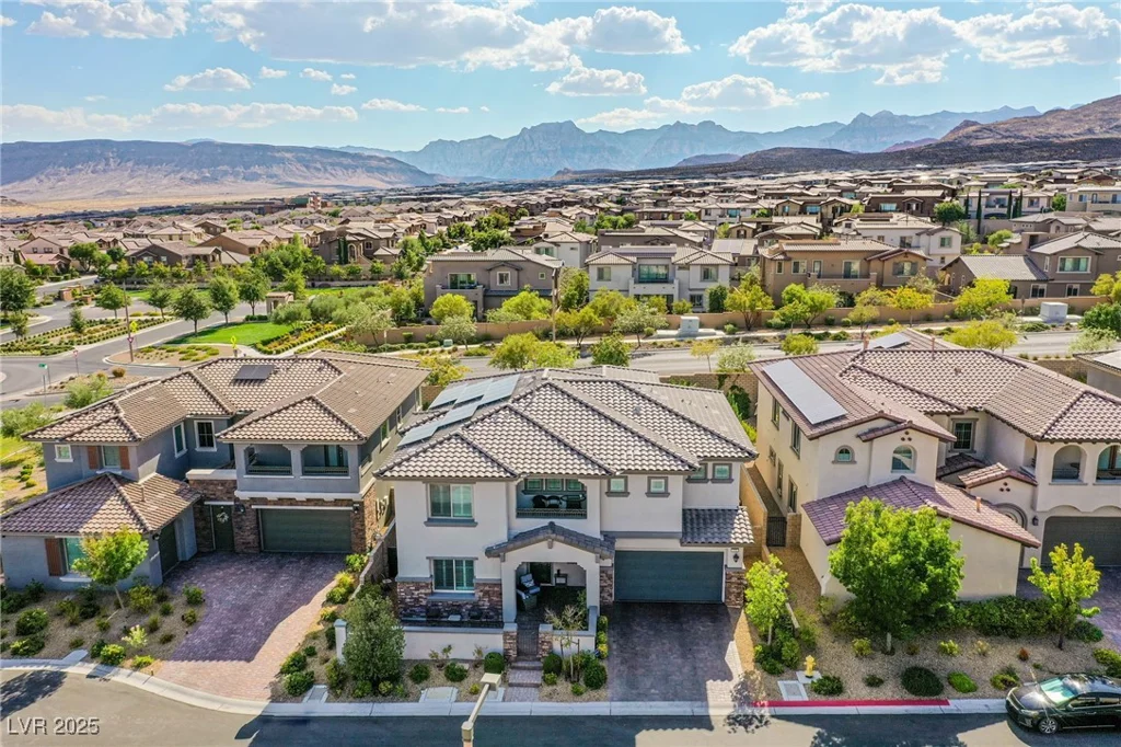 351 Elder View, Las Vegas, NV 89138