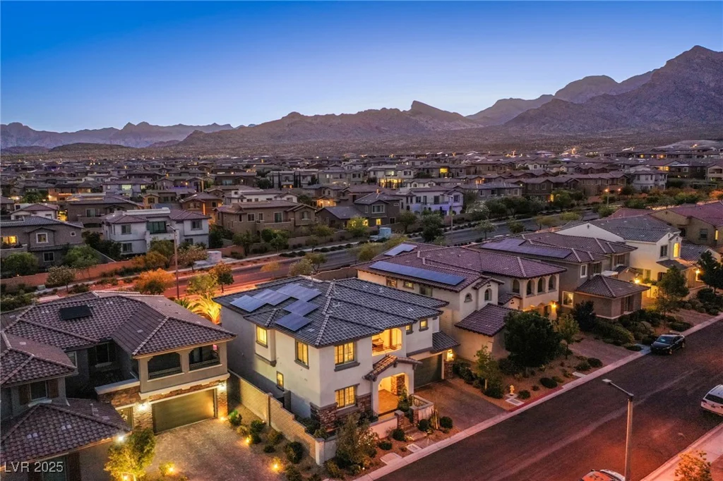 351 Elder View, Las Vegas, NV 89138