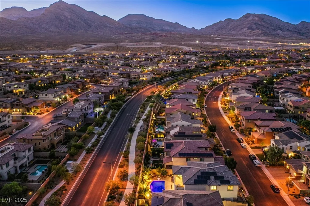 351 Elder View, Las Vegas, NV 89138