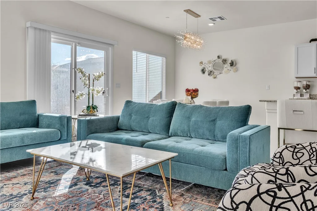 10931 Cambridge Lakes, Las Vegas, NV 89166