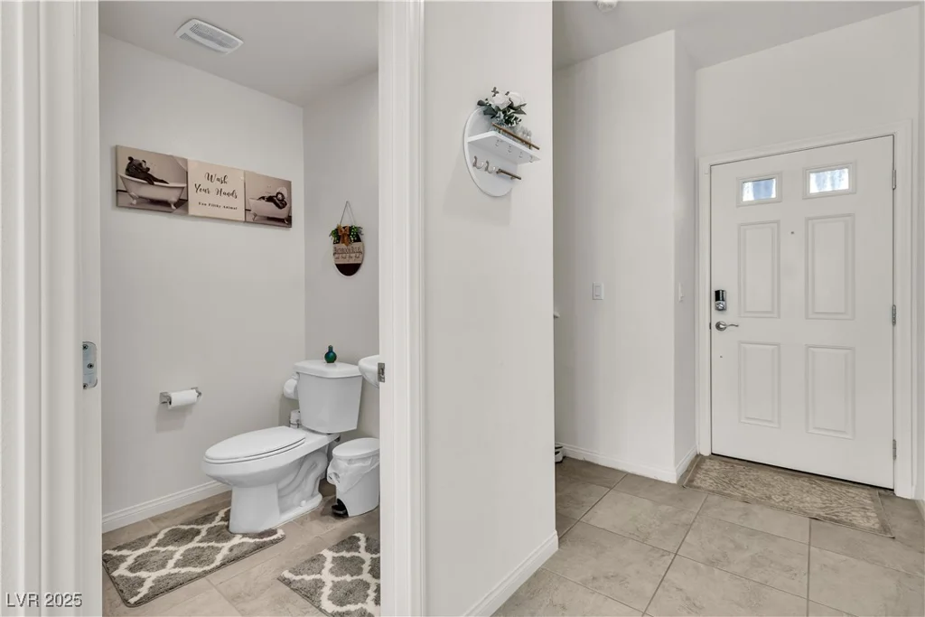 10931 Cambridge Lakes, Las Vegas, NV 89166