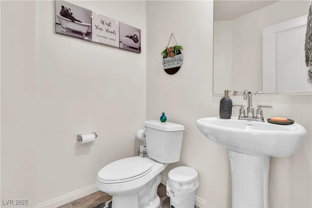 10931 Cambridge Lakes, Las Vegas, NV 89166