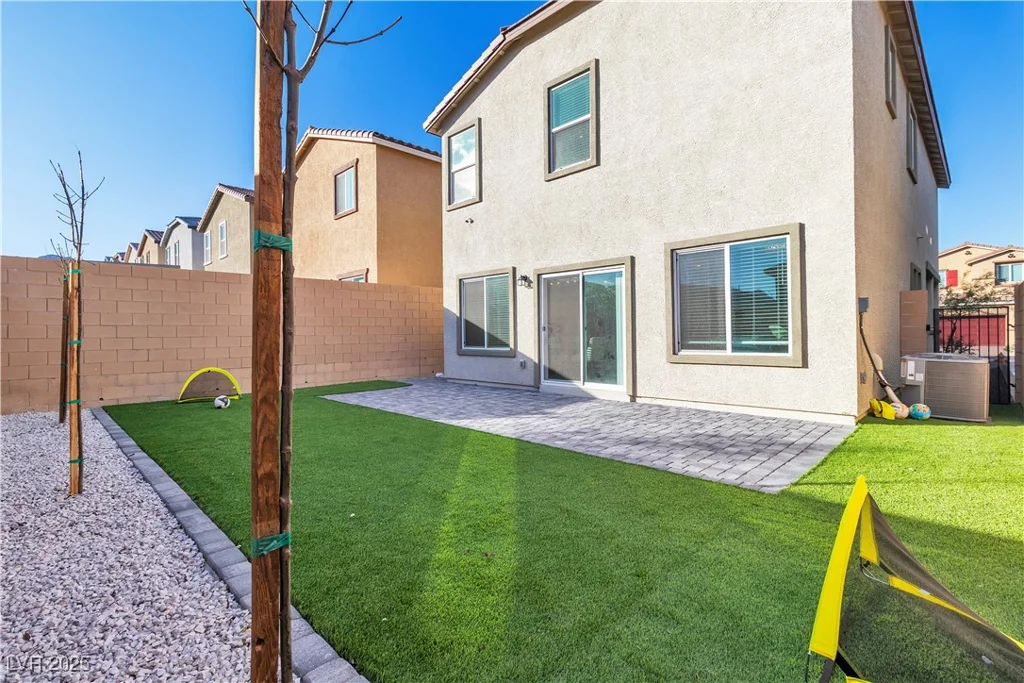 10931 Cambridge Lakes, Las Vegas, NV 89166