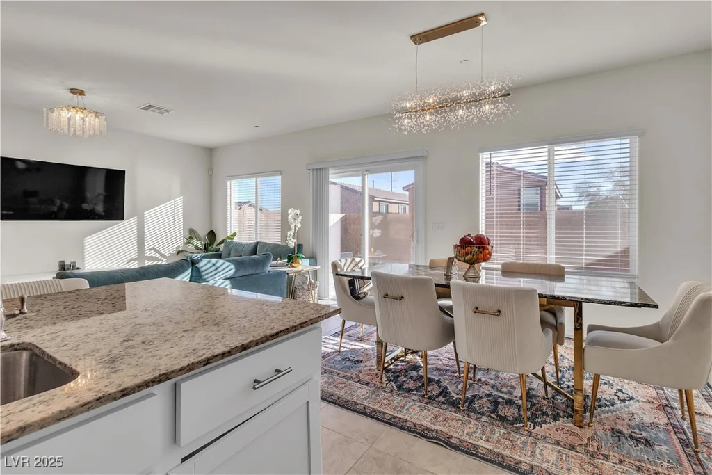10931 Cambridge Lakes, Las Vegas, NV 89166