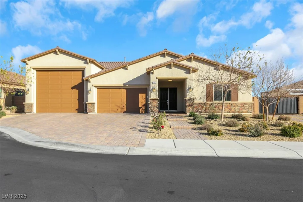 6364 Cambridge Creek, Las Vegas, NV 89149