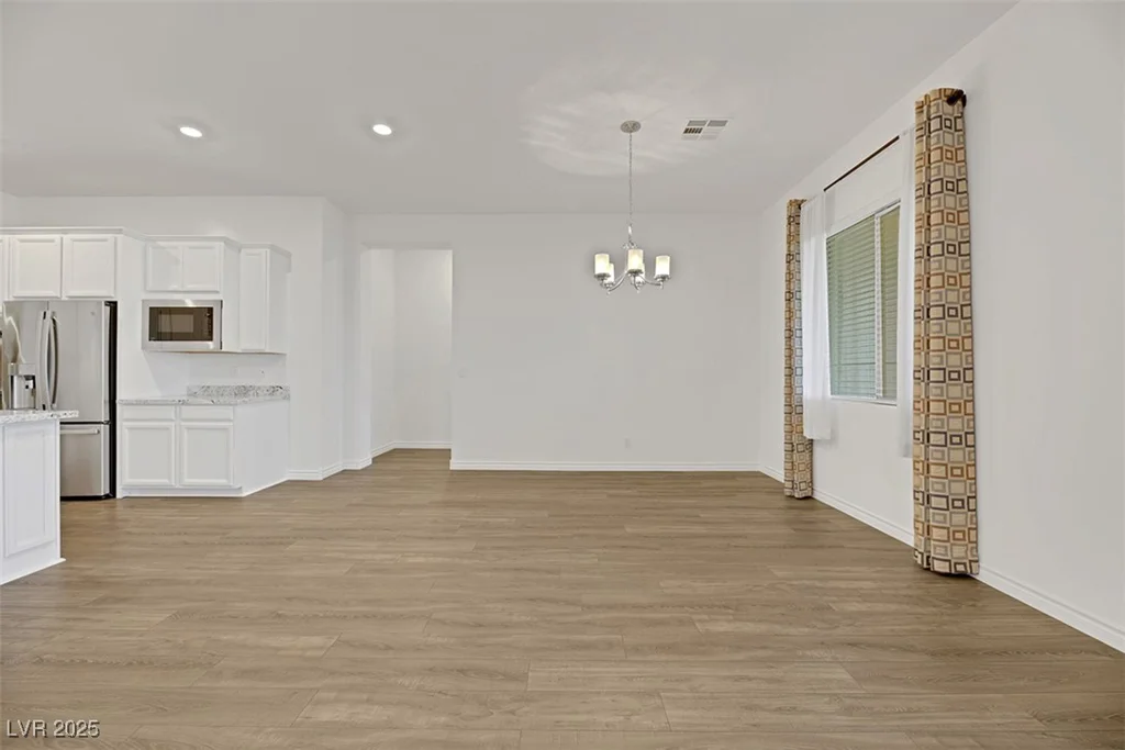 6364 Cambridge Creek, Las Vegas, NV 89149