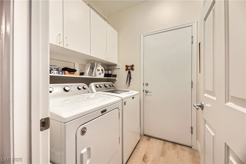 2401 Weaverville, Henderson, NV 89044