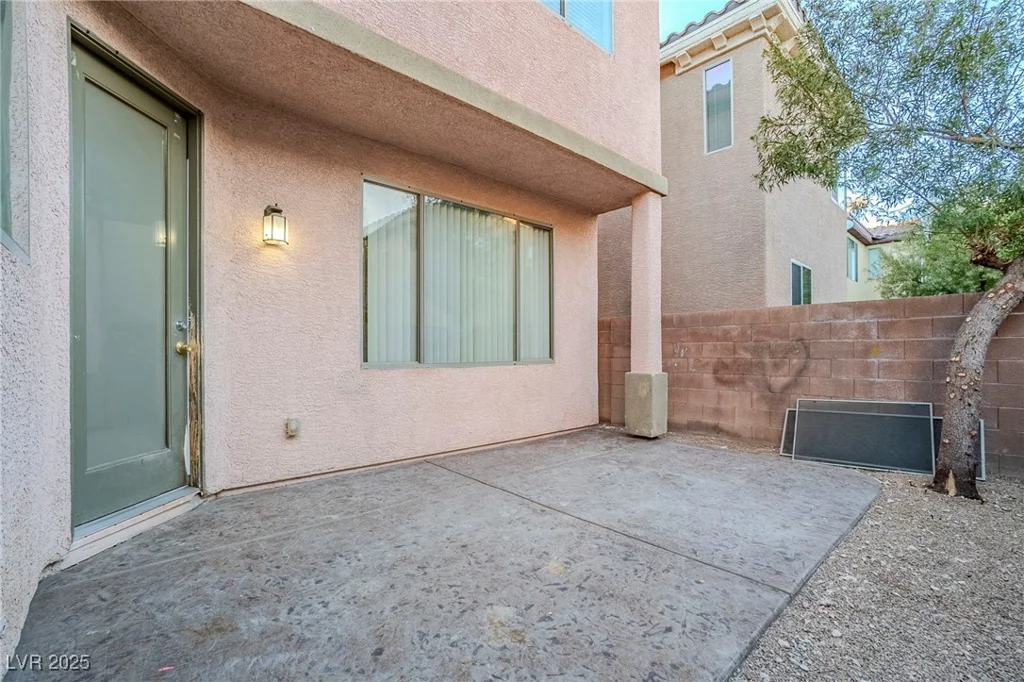 9494 Stillwater Bend, Las Vegas, NV 89178