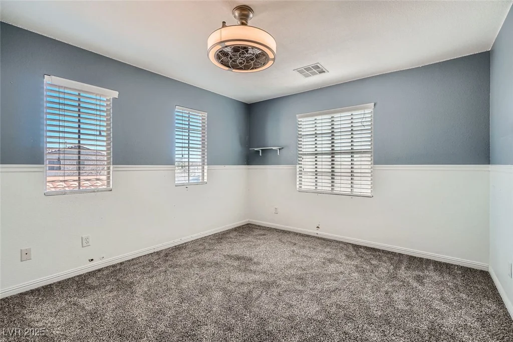 5599 Valley Mill, Las Vegas, NV 89148