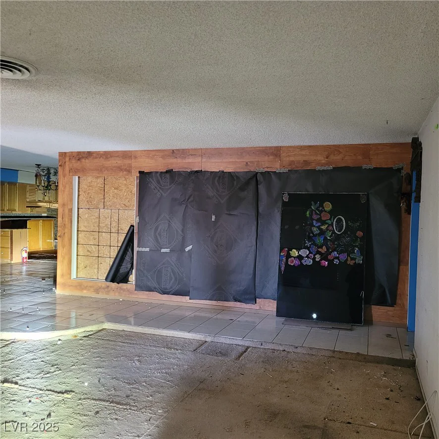3011 Liberty, Las Vegas, NV 89121