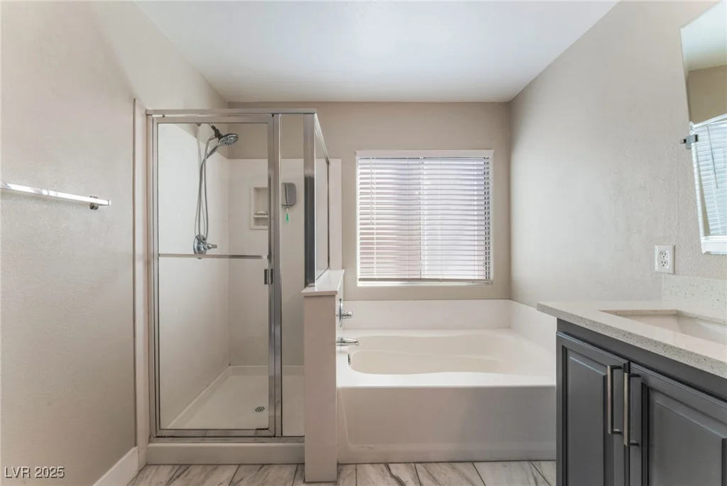 10444 Britton Hill, Las Vegas, NV 89129