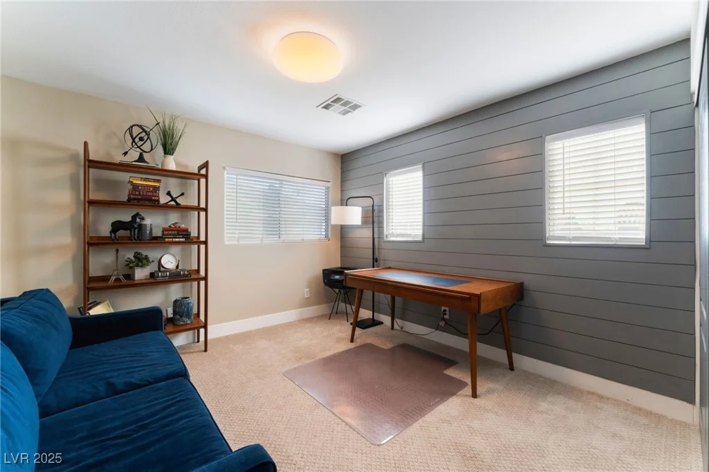 10444 Britton Hill, Las Vegas, NV 89129