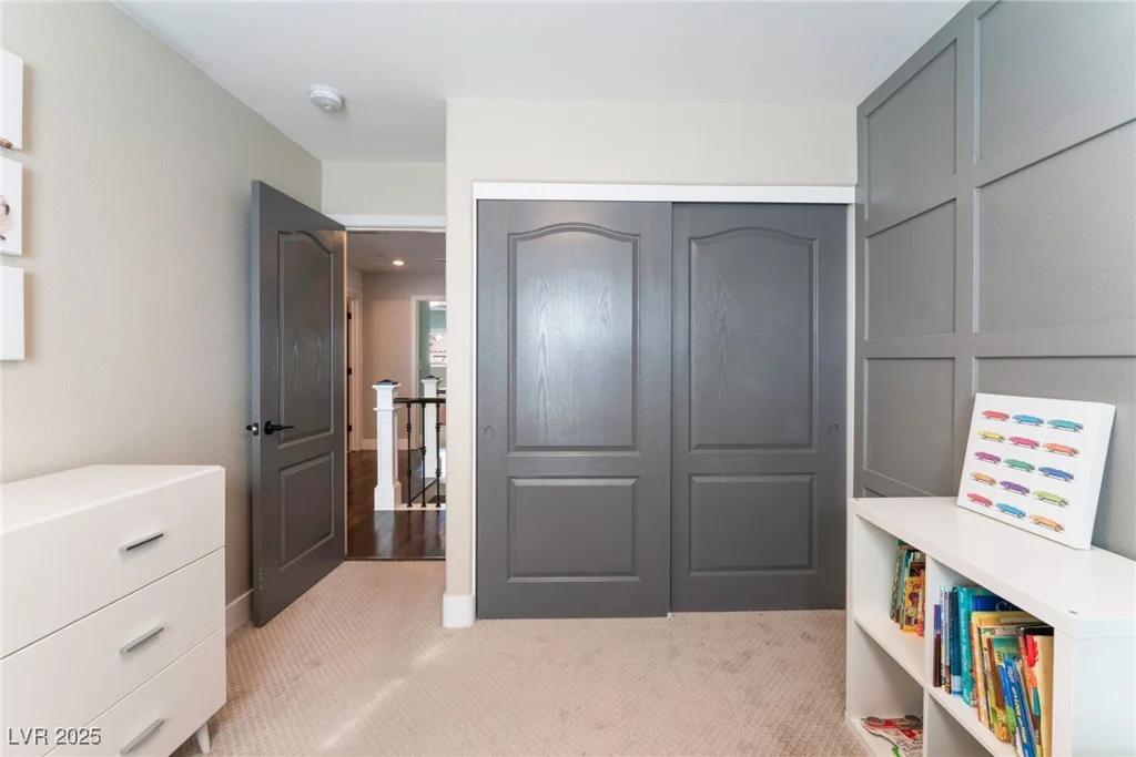 10444 Britton Hill, Las Vegas, NV 89129