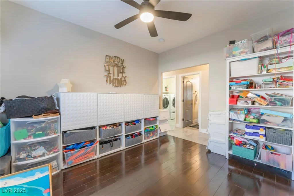10444 Britton Hill, Las Vegas, NV 89129