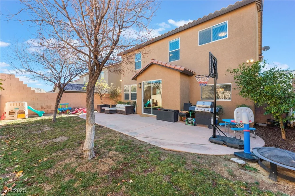 10444 Britton Hill, Las Vegas, NV 89129