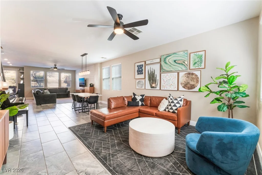 10444 Britton Hill, Las Vegas, NV 89129