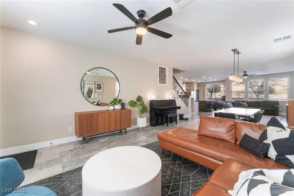 10444 Britton Hill, Las Vegas, NV 89129