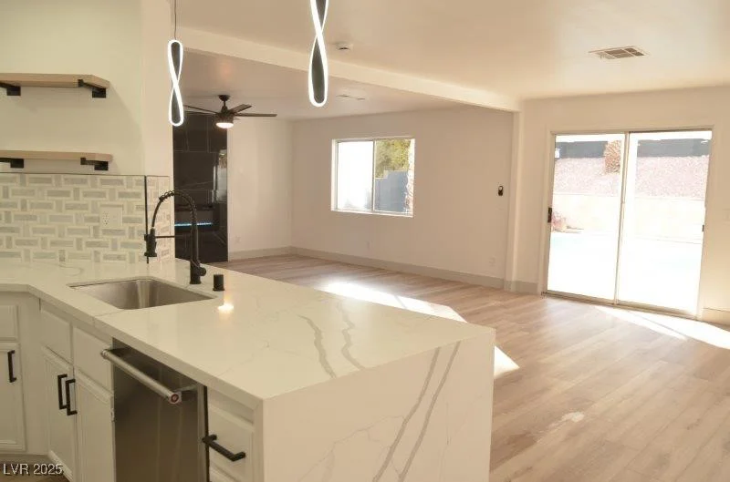7409 Flat Rock, Las Vegas, NV 89131