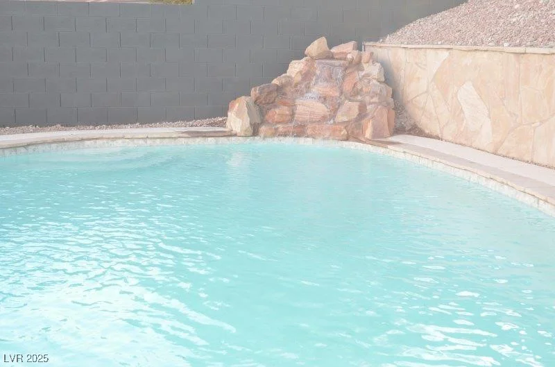 7409 Flat Rock, Las Vegas, NV 89131