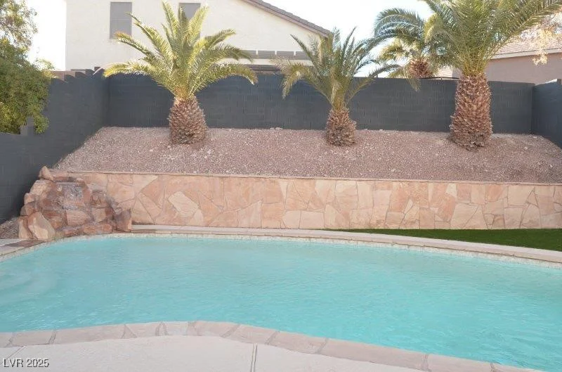 7409 Flat Rock, Las Vegas, NV 89131