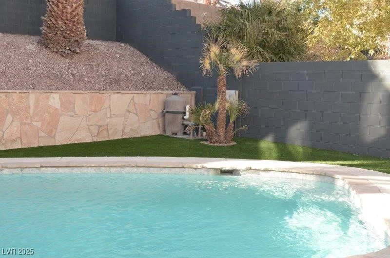 7409 Flat Rock, Las Vegas, NV 89131