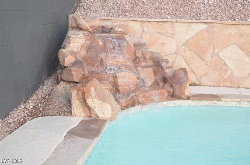7409 Flat Rock, Las Vegas, NV 89131