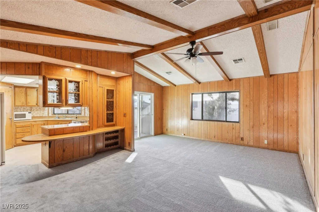 2949 Gavilan, Las Vegas, NV 89122