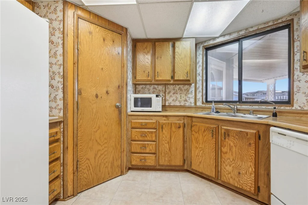2949 Gavilan, Las Vegas, NV 89122