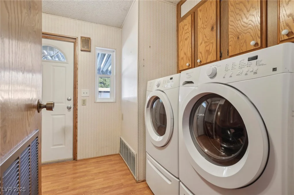 2949 Gavilan, Las Vegas, NV 89122