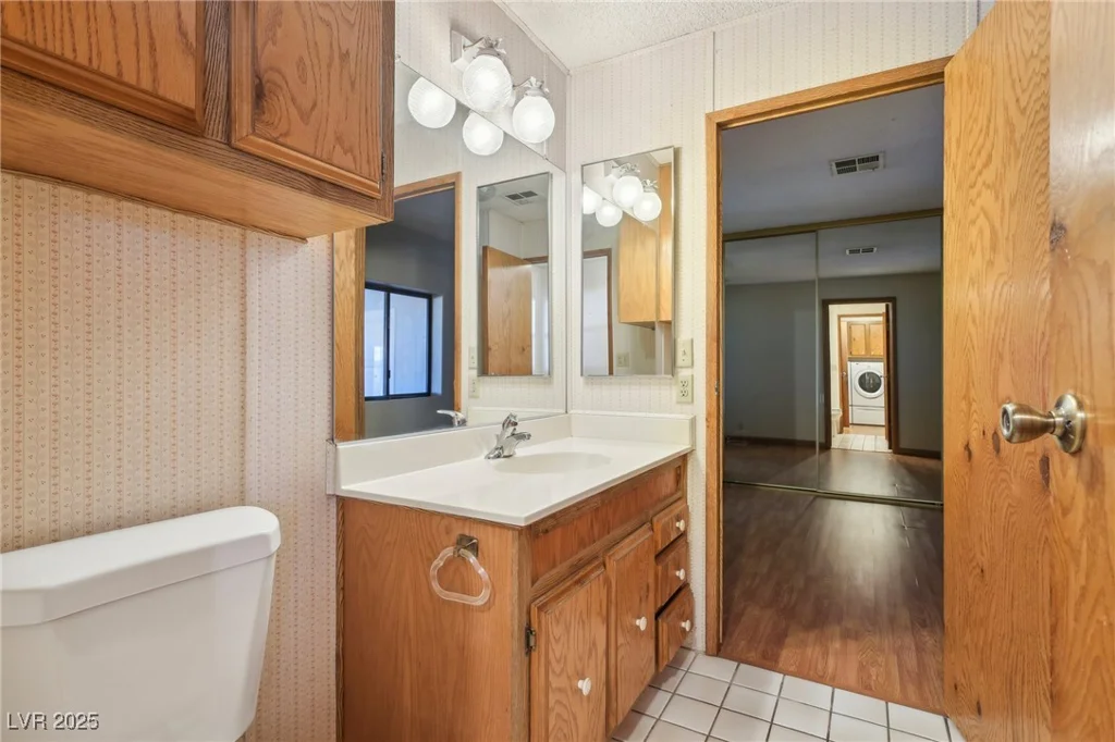 2949 Gavilan, Las Vegas, NV 89122