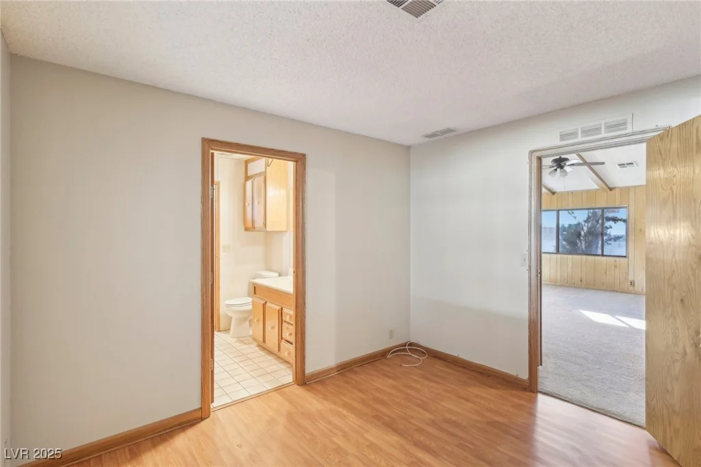 2949 Gavilan, Las Vegas, NV 89122