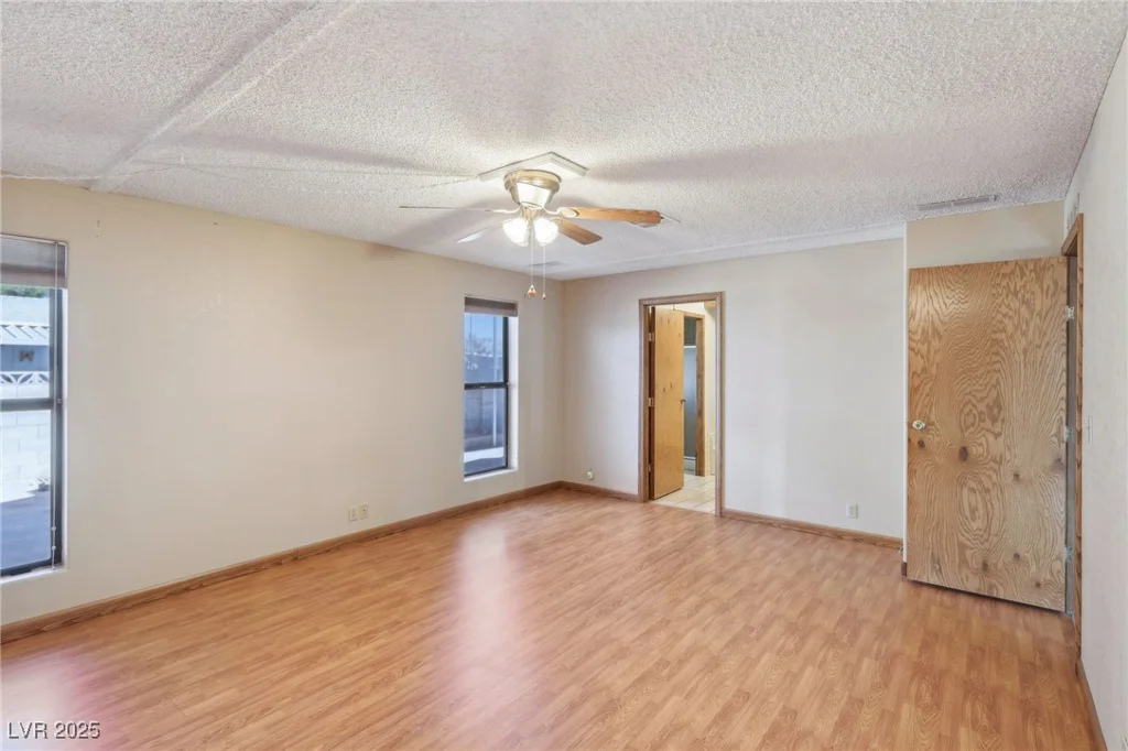 2949 Gavilan, Las Vegas, NV 89122