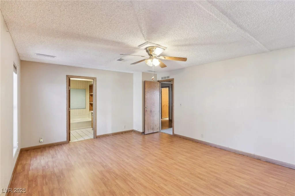 2949 Gavilan, Las Vegas, NV 89122