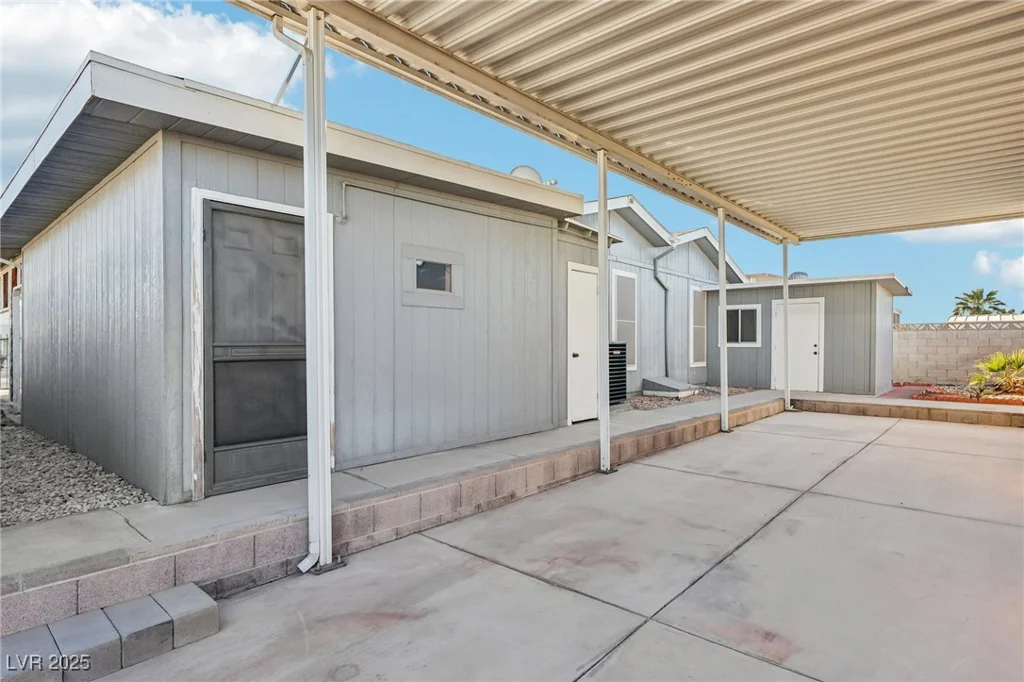 2949 Gavilan, Las Vegas, NV 89122